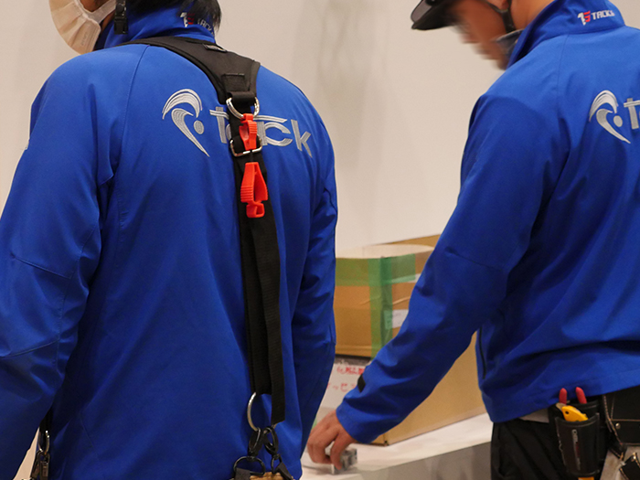 タックユニフォーム