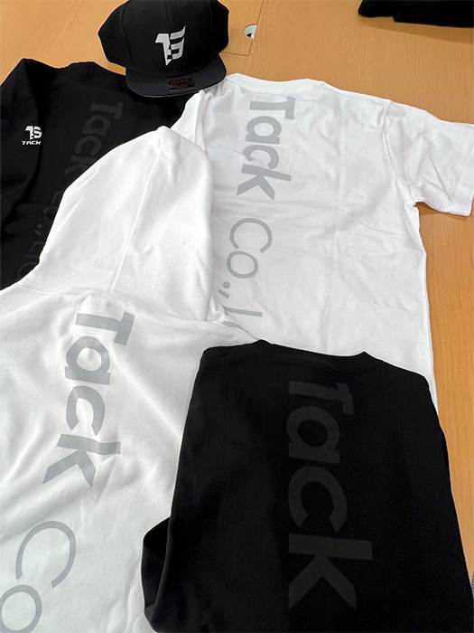 タックユニフォーム