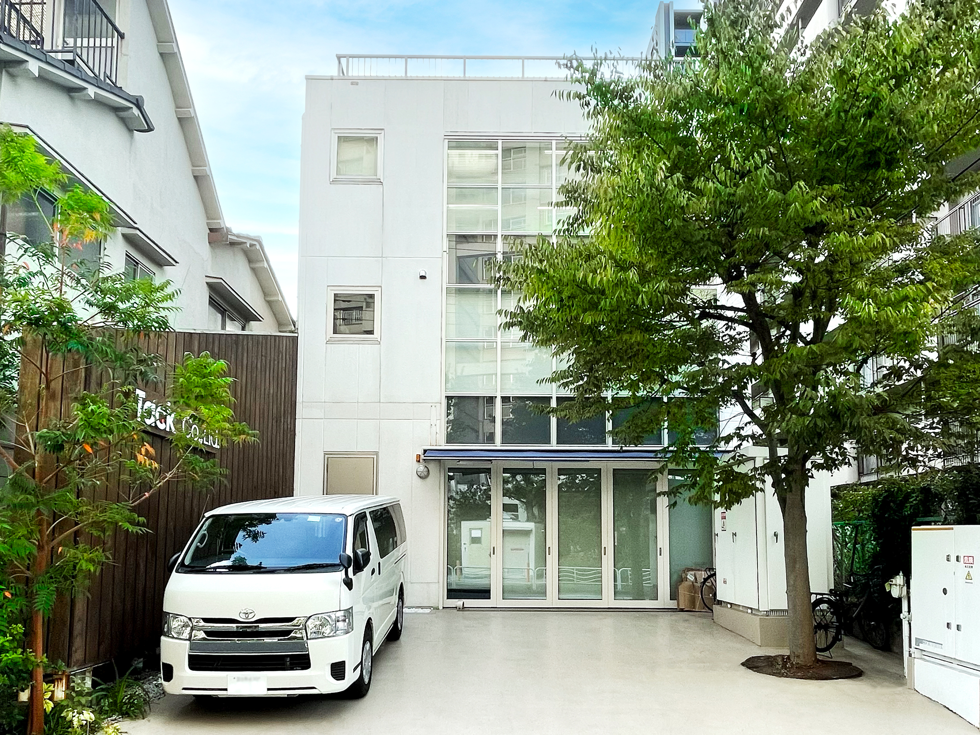 東京都江東区南砂にある株式会社タック東京支店の新オフィスの外観