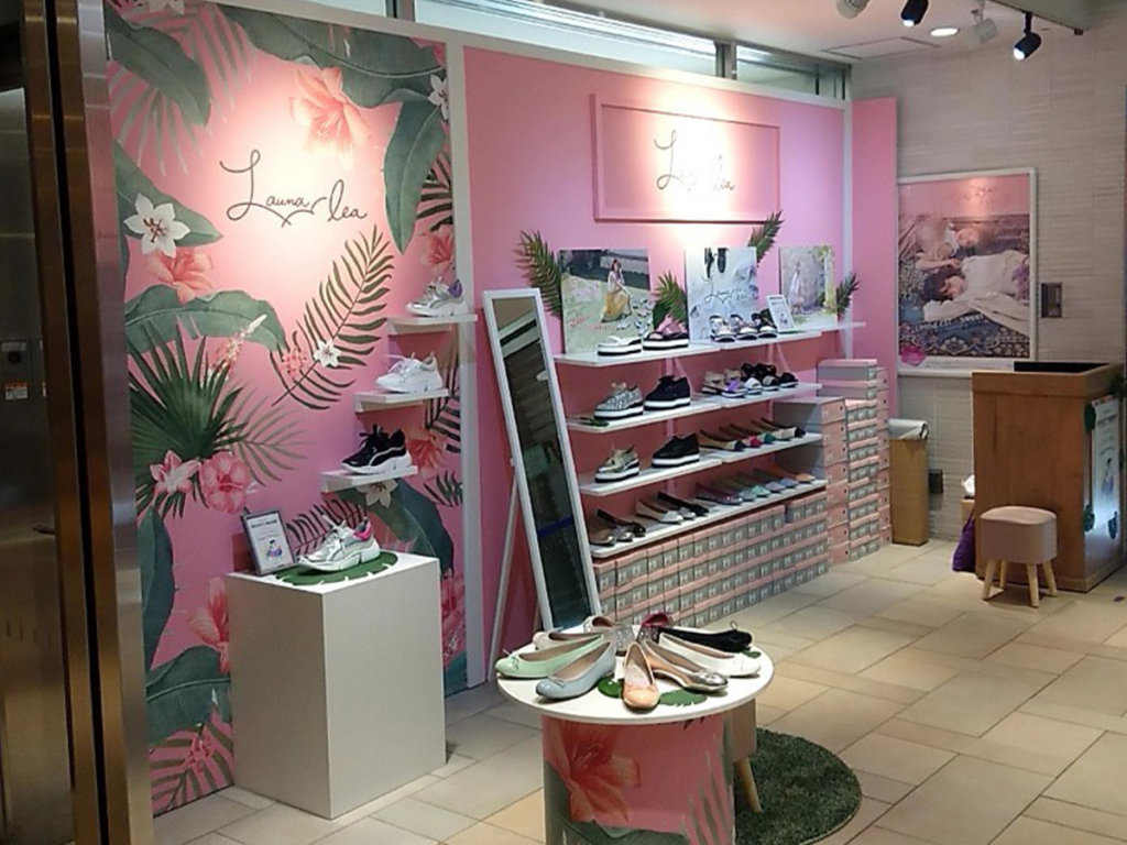 ㈱uf.様のLaunalea POP UP SHOP 新宿LUMINE ESTご出店ブース